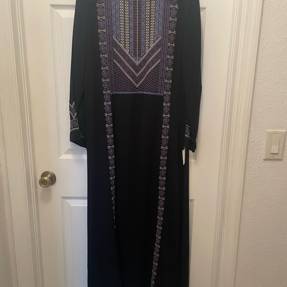 Brand new Middle East thoub - Picture 3 of 12